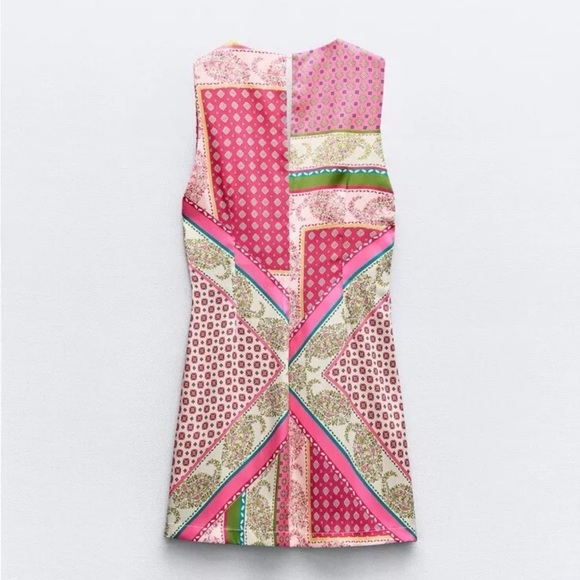 Zara pink /Green Patchwork Print Dress
Sleeveless v neck mini dress - Picture 12 of 12